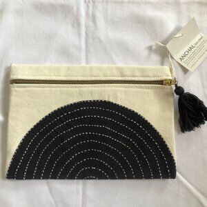 BRAND NEW - ANCHAL Eclipse Black & Cream Half circle Zipper Clutch Pouch Purse